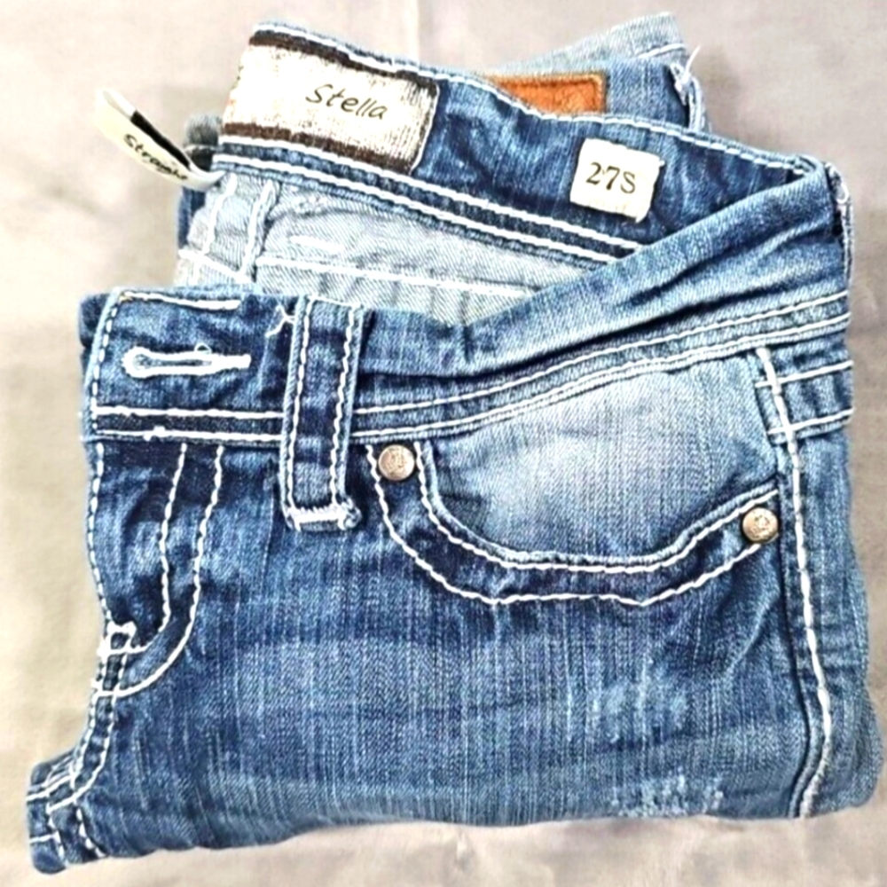 Stella BKE Distressed Jeans